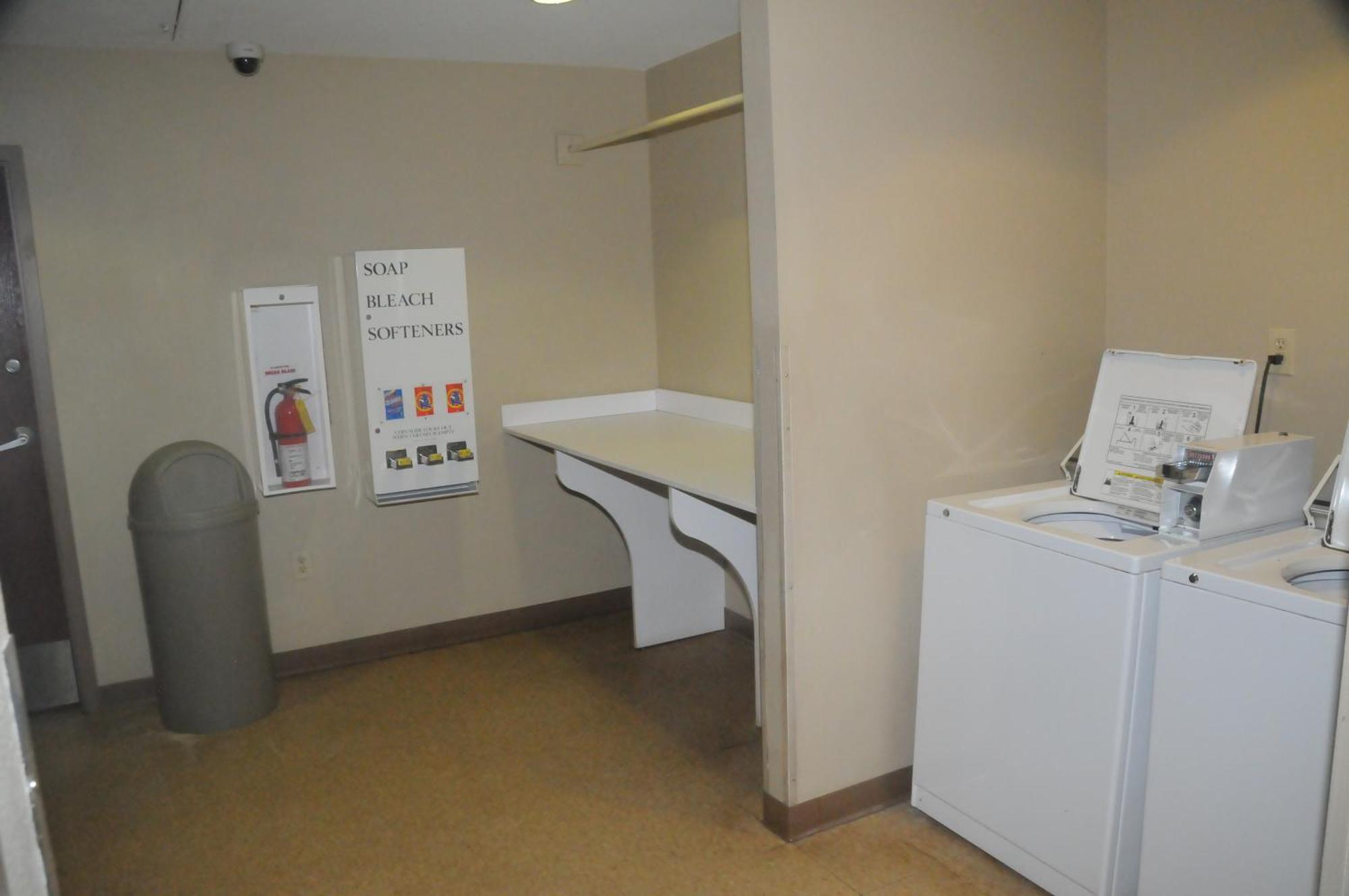 Microtel Inn & Suites By Wyndham Daphne Bagian luar foto